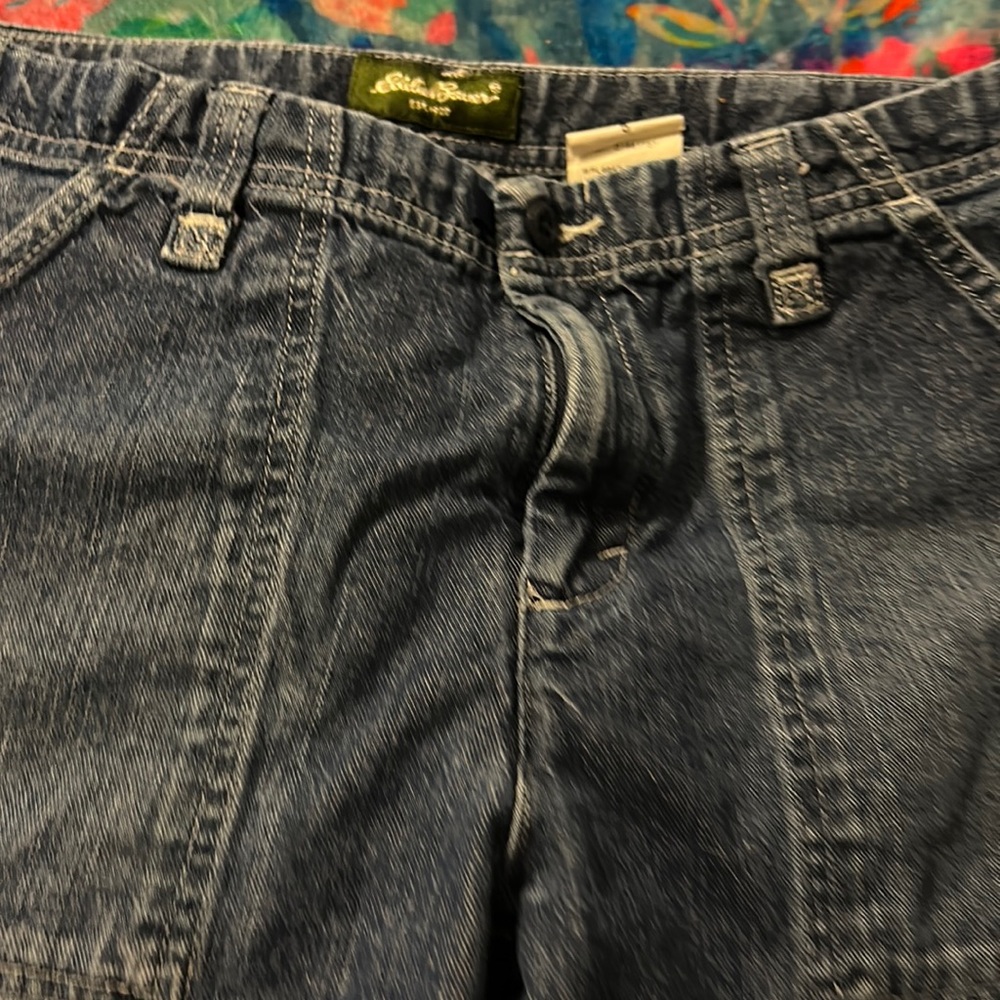 Eddie Bauer size 6 capri jeans